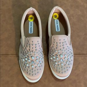 Steve Madden slip on sneakers
